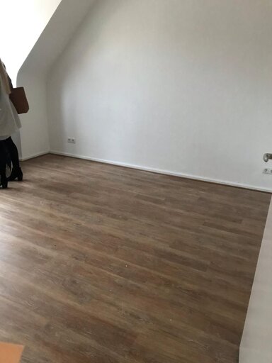 Wohnung zur Miete 455 € 1,5 Zimmer 39,6 m² 4. Geschoss frei ab 01.04.2025 Innenstadt Würzburg 97070