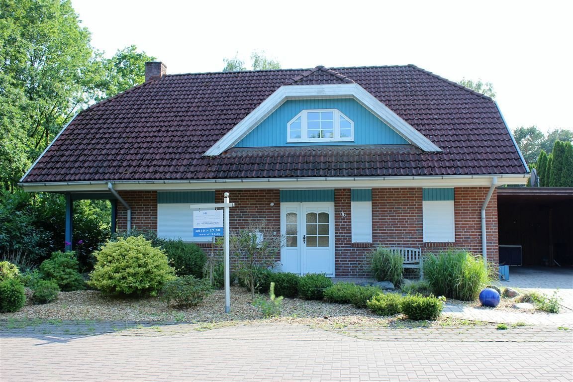 Haus zum Kauf 349.000 € 6 Zimmer 145 m²<br/>Wohnfläche 1.102 m²<br/>Grundstück Wietzendorf Wietzendorf 29649