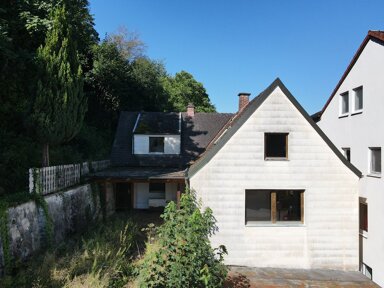 Haus zum Kauf 199.000 € 7 Zimmer 236 m² 645 m² Grundstück Mainburg Mainburg 84048