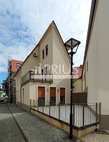 Stadthaus zur Miete 2.100 € 4 Zimmer 140 m² 90 m² Grundstück Neu-Isenburg Neu-Isenburg 63263