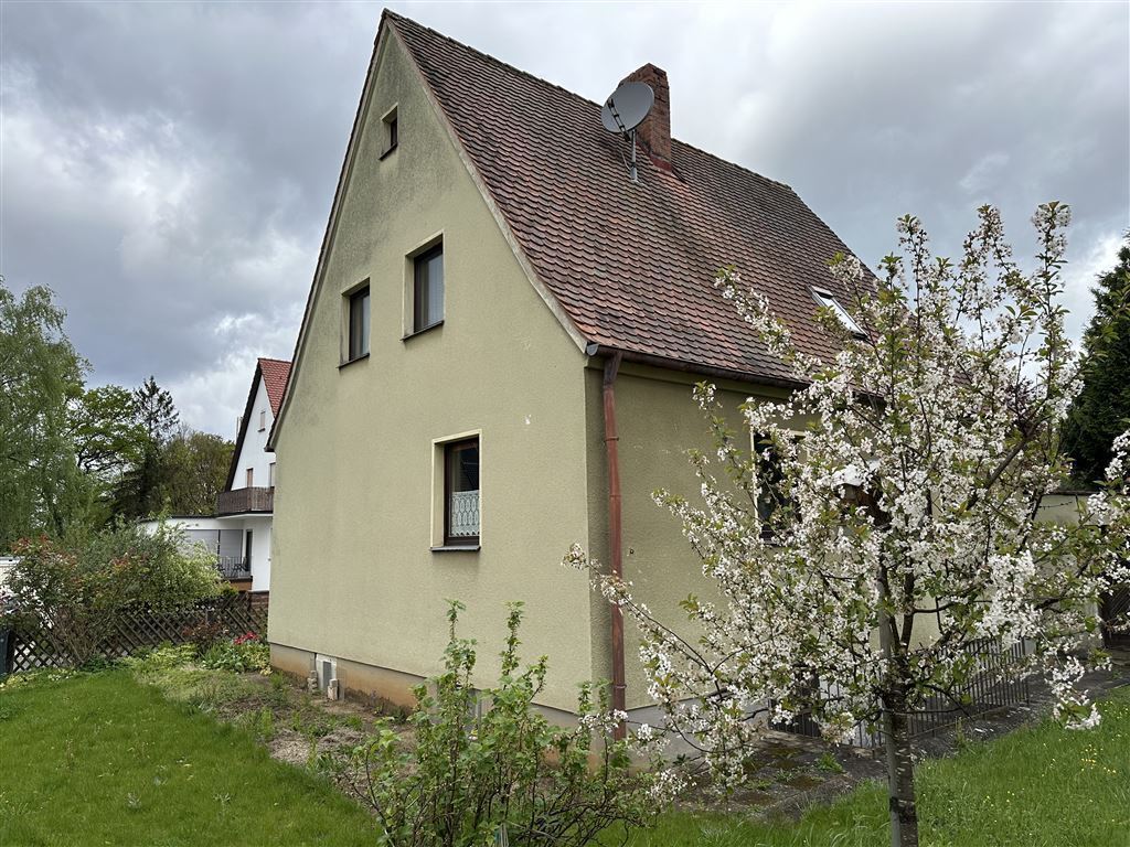 Einfamilienhaus zum Kauf 349.000 € 5 Zimmer 90 m²<br/>Wohnfläche 363 m²<br/>Grundstück Ab sofort<br/>Verfügbarkeit Heroldsberg Heroldsberg 90562