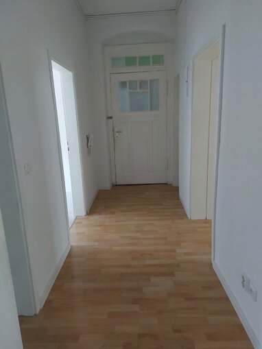 Wohnung zur Miete 483,21 € 3 Zimmer 69 m² frei ab sofort Weberstraße 20 Helmholtzstraße Magdeburg 39112