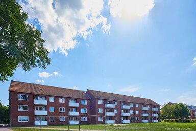 Wohnung zur Miete 800 € 5 Zimmer 88,3 m² frei ab 01.04.2025 Paul-Böhm-Straße 93 Stör Neumünster 24539