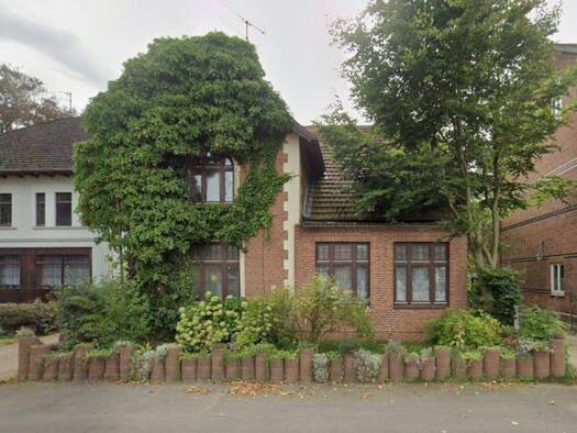 Haus zum Kauf 199.000 € 7 Zimmer 209 m² 2.164 m² Grundstück Hanerau-Hademarschen 25557