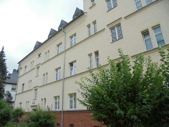 Wohnung zur Miete 320 € 2 Zimmer 54,3 m²<br/>Wohnfläche 1. Stock<br/>Geschoss Heimgarten 5 we 17 Lutherviertel 221 Chemnitz 09126