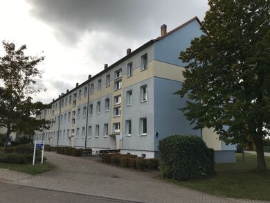 Wohnung zur Miete 318 € 2 Zimmer 54,6 m² 2. Geschoss frei ab 01.05.2025 Straße der Freundschaft 8 Crivitz Crivitz 19089