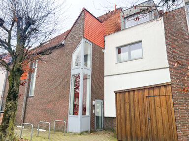 Wohnung zur Miete 1.250 € 3 Zimmer 121,7 m² 1. Geschoss frei ab 01.04.2025 Dragonerstraße Oldenburg (Oldenburg) / Osternburg 26135