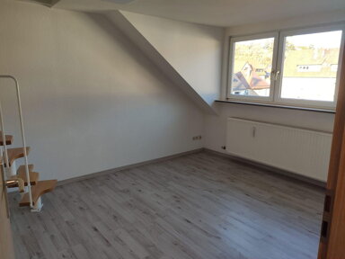 Wohnung zur Miete 490 € 1 Zimmer 19 m² Bergstaffelstraße 4 Obertürkheim Stuttgart 70329