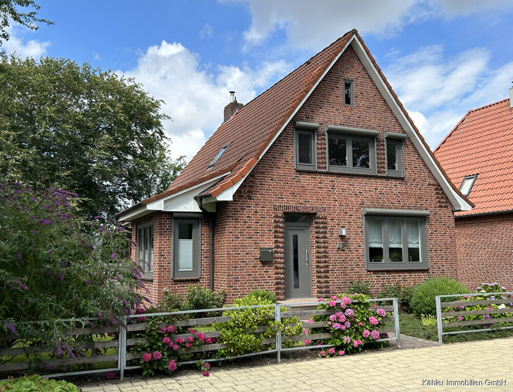 Einfamilienhaus zum Kauf 499.000 € 6 Zimmer 169 m²<br/>Wohnfläche 682 m²<br/>Grundstück Heide Heide 25746
