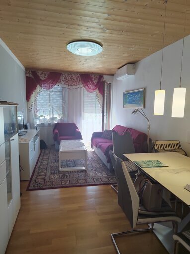 Apartment zum Kauf 229.000 € 2,5 Zimmer 65 m² 3. Geschoss Traunreut Traunreut 83301