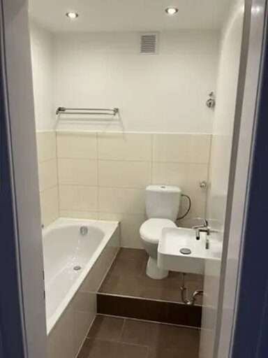 Wohnung zur Miete 700 € 4 Zimmer 120 m² frei ab sofort Ruhrstraße Innenstadt Witten 58452