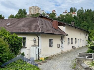 Haus zum Kauf Provisionsfrei 248.000 € 11 Zimmer 370 m² 910 m² Grundstück Grubweg Passau 94034