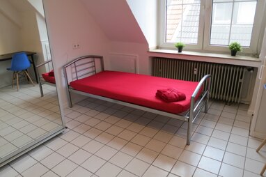 WG-Zimmer zur Miete 295 € 30 m² 3. Geschoss frei ab 15.05.2024 Scheurenstr. 16 Friedrichstadt Düsseldorf 40215