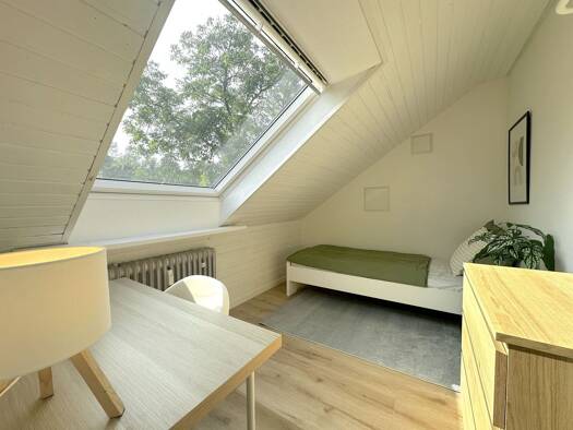 Wohnung zur Miete 555 € 1 Zimmer 30,4 m² 3. Geschoss frei ab sofort Niederursel Frankfurt am Main 60439