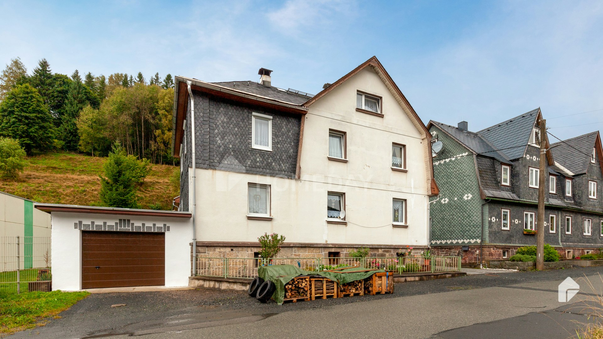 Mehrfamilienhaus zum Kauf 189.900 € 5 Zimmer 210 m²<br/>Wohnfläche 669 m²<br/>Grundstück Haselbach Sonneberg 96515