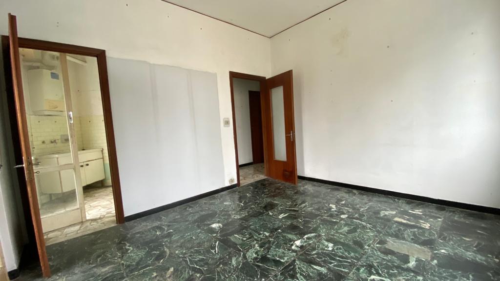 Studio zum Kauf 170.000 € 6 Zimmer 90 m²<br/>Wohnfläche 1.<br/>Geschoss ab sofort<br/>Verfügbarkeit via Tissoni SAVONA 17100