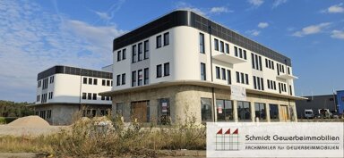 Bürofläche zur Miete 2.900 m² Bürofläche teilbar ab 100 m² Adelsdorf Adelsdorf 91325