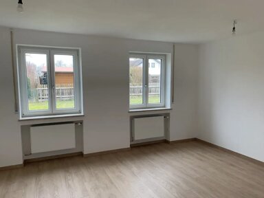 Wohnung zur Miete 700 € 4 Zimmer 109 m² Johannes-Weinberger-Straße 12 Nördlingen Nördlingen 86720