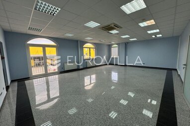 Büro-/Praxisfläche zur Miete 3.600 € Kukuljanovo 51223