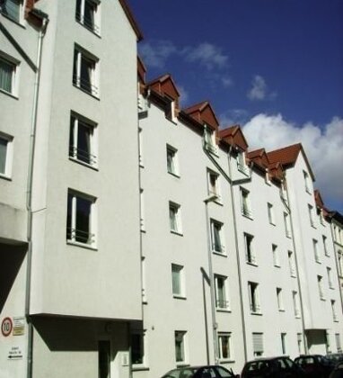 Wohnung zur Miete 421 € 2 Zimmer 52,6 m² 2. Geschoss Friedenstraße 3 Salzmannstraße Magdeburg 39112