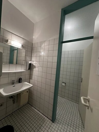 Wohnung zur Miete 700 € 3 Zimmer 116 m² frei ab sofort Ostring 17- 19 Landau Landau in der Pfalz 76829