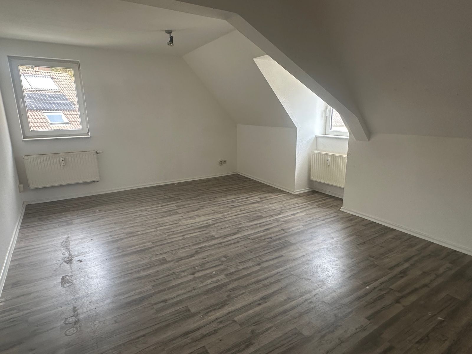 Wohnung zur Miete 200 € 2 Zimmer 44,4 m²<br/>Wohnfläche 2.<br/>Geschoss Kratzmühler Str. 3 Schlegel Hainichen 09661