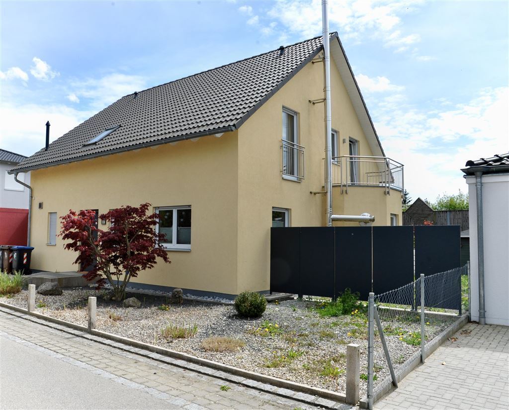 Einfamilienhaus zum Kauf 799.000 € 5 Zimmer 168 m²<br/>Wohnfläche 730 m²<br/>Grundstück Adelsried Adelsried bei Augsburg 86477