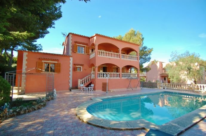 Villa zur Miete 3.900 € 6 Zimmer 346 m² 1.048 m² Grundstück Santa Ponsa 7180
