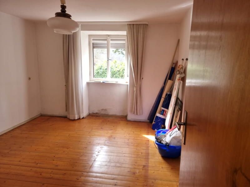 Mehrfamilienhaus zum Kauf 168.000 € 9 Zimmer 210 m²<br/>Wohnfläche 3.700 m²<br/>Grundstück Trippstadt Trippstadt 67661