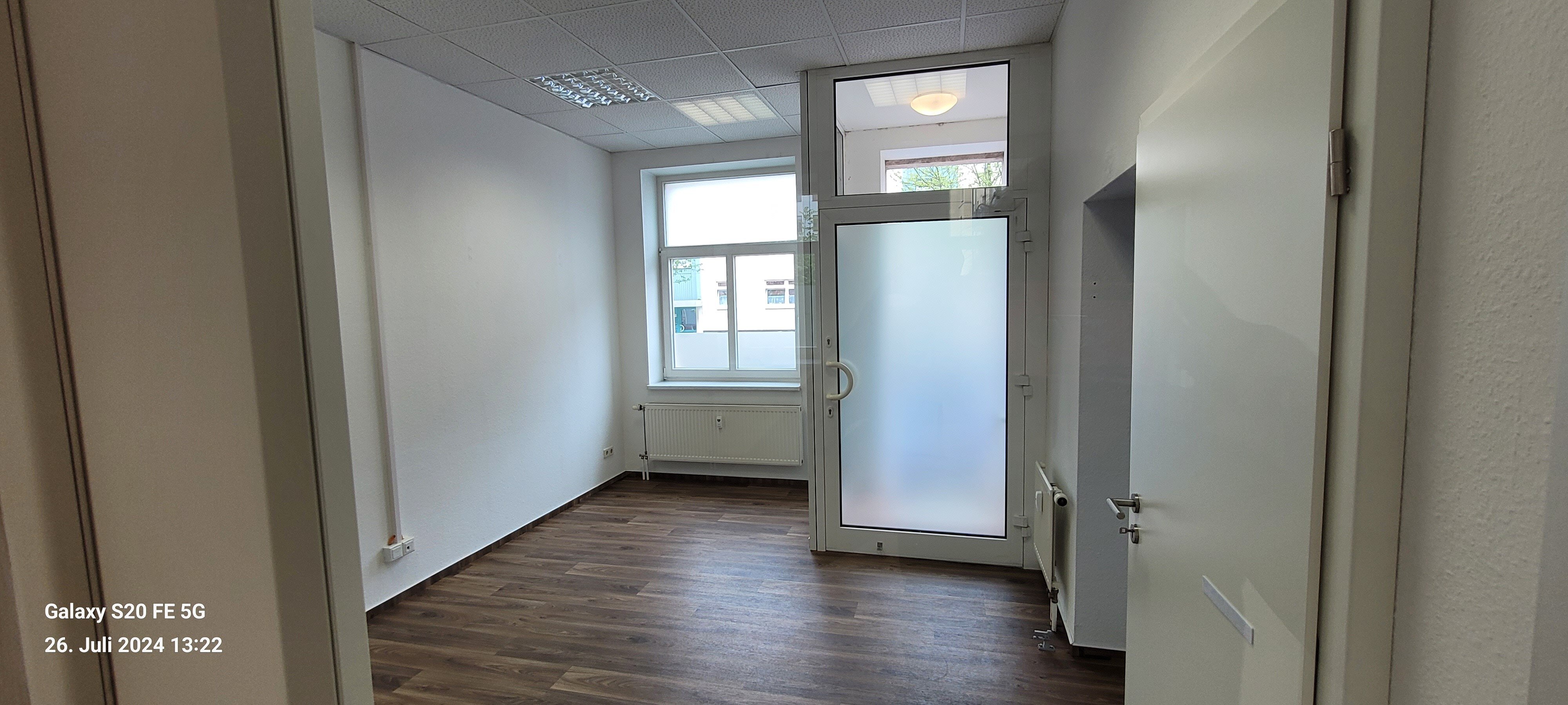 Laden zur Miete provisionsfrei 195 € 3 Zimmer 54,9 m²<br/>Verkaufsfläche Stiftsstr. 1 Sonnenberg 214 Chemnitz 09130