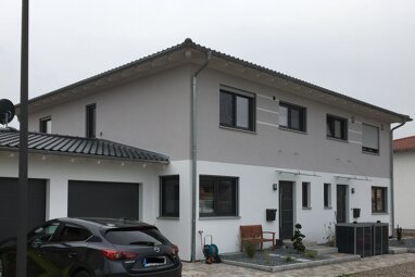 Doppelhaushälfte zur Miete 1.100 € 4 Zimmer 115 m² 299 m² Grundstück Bussardstraße Parkstetten Parkstetten 94365