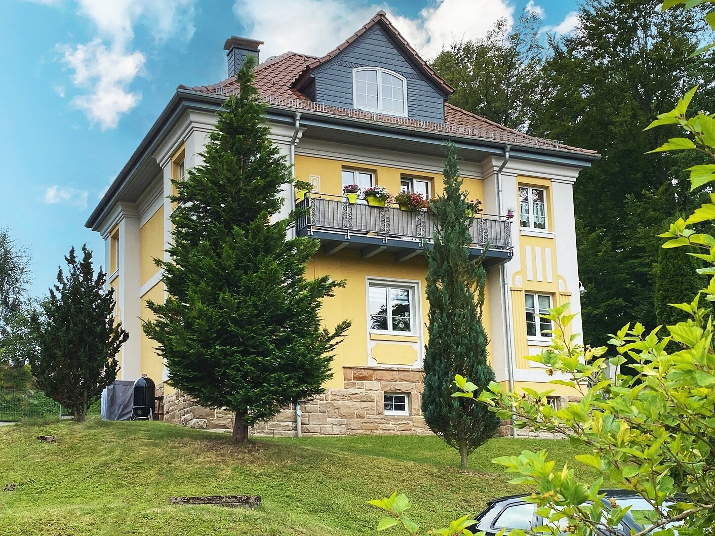 Mehrfamilienhaus zum Kauf 495.000 € 7 Zimmer 166 m²<br/>Wohnfläche 780 m²<br/>Grundstück Bad Berka Bad Berka 99438