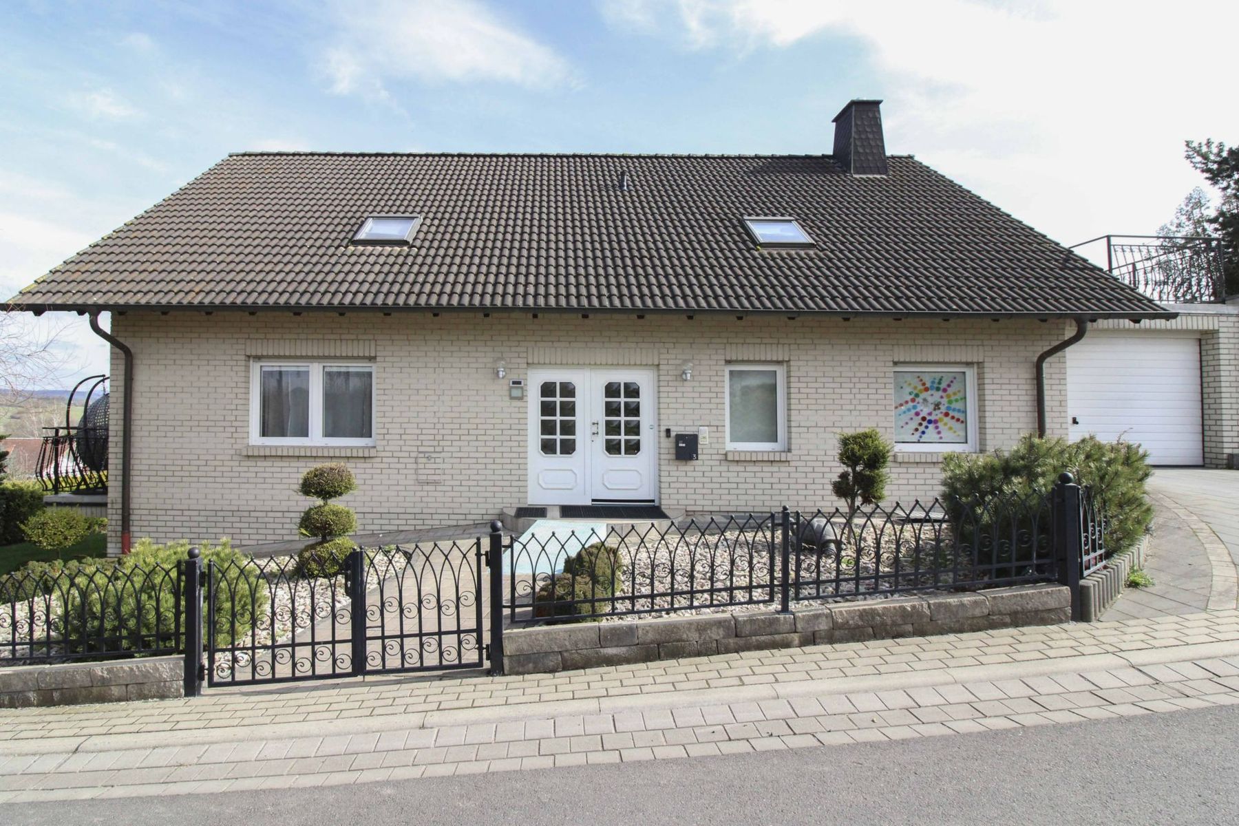 Mehrfamilienhaus zum Kauf 499.000 € 6 Zimmer 213,2 m²<br/>Wohnfläche 529,2 m²<br/>Grundstück Papierfabrik Kaufungen 34260