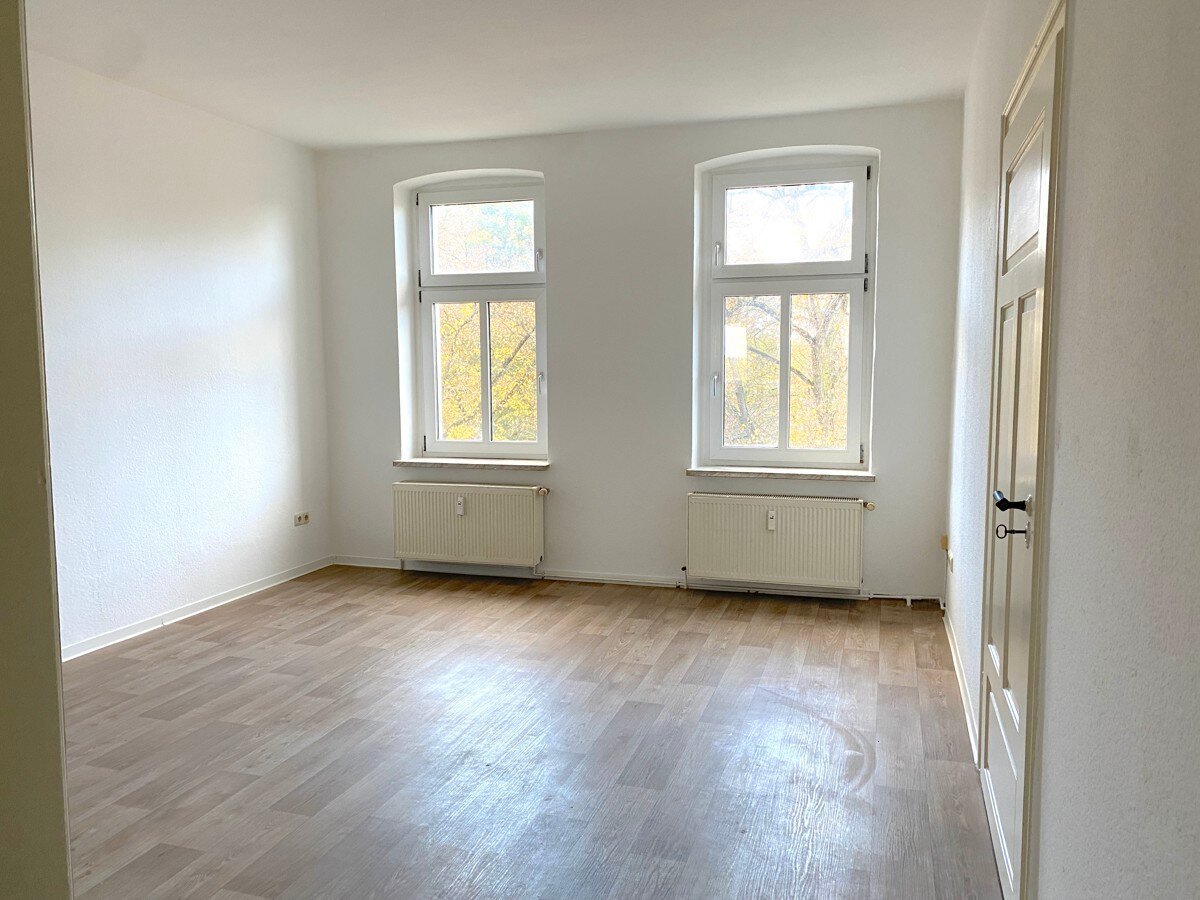 Wohnung zur Miete 400 € 3,5 Zimmer 72 m²<br/>Wohnfläche Rudolf-Breitscheid-Str. 21 Meerane Meerane 08393