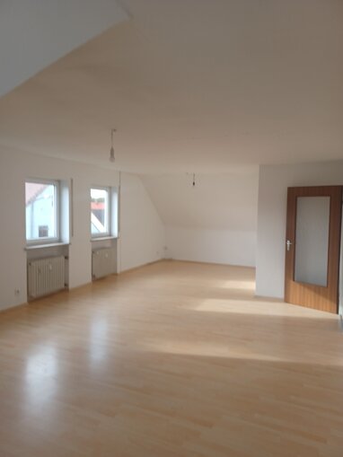 Wohnung zur Miete 942 € 4 Zimmer 107 m² 2. Geschoss frei ab sofort Greuther Straße Katzwang / Reichelsdorf Ost / Reichelsdorfer Kelle Nürnberg 90455