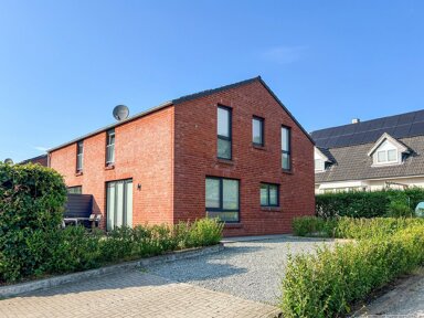 Doppelhaushälfte zum Kauf 335.000 € 4 Zimmer 83,9 m² 272 m² Grundstück Neudorf Neudorf-Bornstein 24214