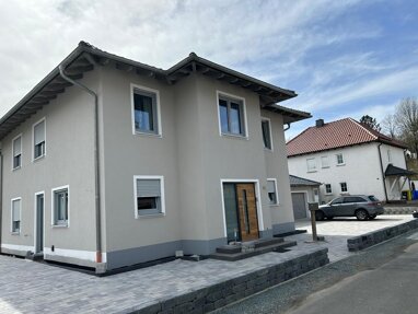 Villa zum Kauf 639.000 € 7 Zimmer 185 m² 957 m² Grundstück Stockheim Stockheim 96342