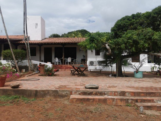 Einfamilienhaus zum Kauf 270.000 € 6 Zimmer 350 m² 6.222 m² Grundstück El Salado 6317