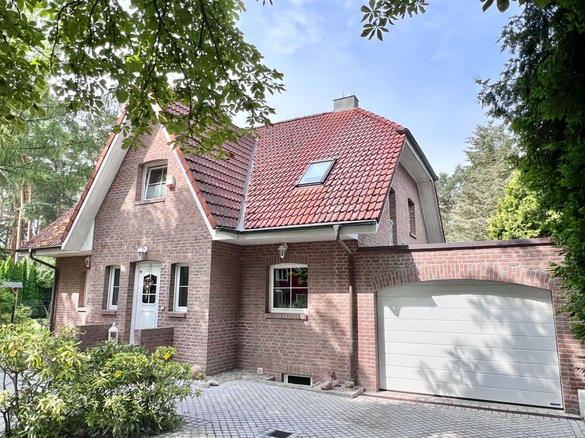 Einfamilienhaus zum Kauf 865.000 € 5 Zimmer 185 m²<br/>Wohnfläche 1.590 m²<br/>Grundstück Birkenwerder 16547