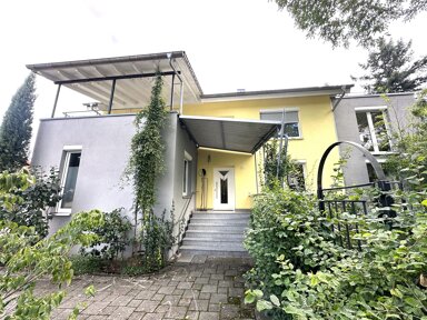 Mehrfamilienhaus zum Kauf provisionsfrei 1.038.500 € 8 Zimmer 277,6 m² 1.019 m² Grundstück frei ab 01.03.2025 Hugstetten March-Buchheim 79232