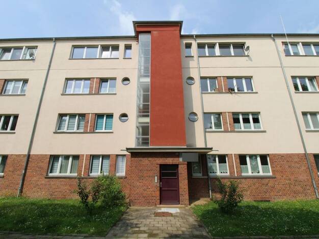 Wohnung zum Kauf 125.000 € 2 Zimmer 57 m² 3. Geschoss Zwenkau 04442