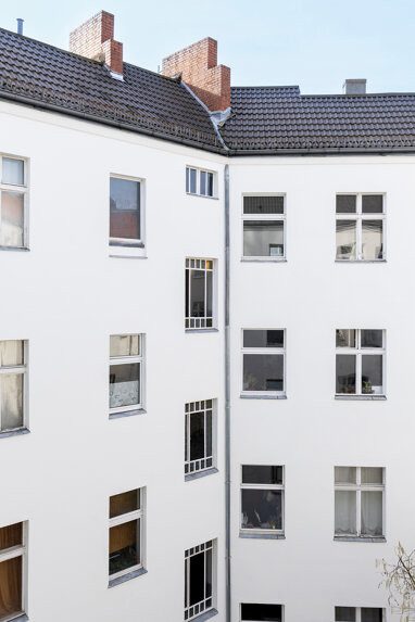 Wohnung zum Kauf 236.500 € 2 Zimmer 48,8 m² 4. Geschoss Weserstr. 77 Neukölln Berlin 12059