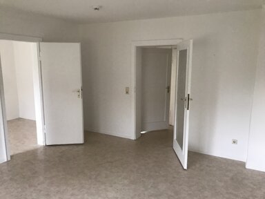 Wohnung zur Miete 265 € 3 Zimmer 58,7 m² EG Clara-Zetkin-Straße 21b Roßlau 220 Dessau-Roßlau 06862