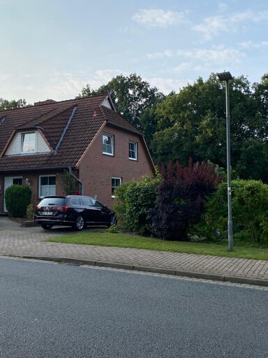 Doppelhaushälfte zum Kauf 299.000 € 6 Zimmer 165 m² 865 m² Grundstück Bispingen Bispingen 29646