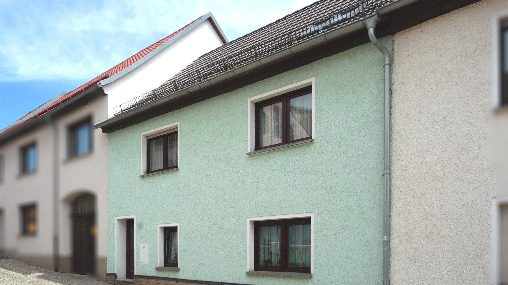 Reihenmittelhaus zum Kauf 77.000 € 4 Zimmer 85 m²<br/>Wohnfläche 185 m²<br/>Grundstück Ranis 07389