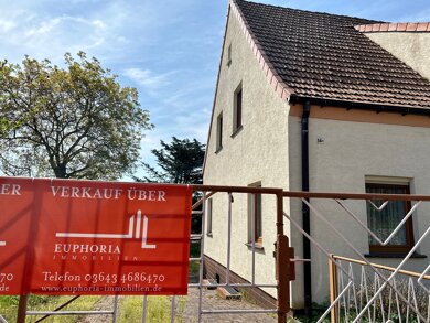 Doppelhaushälfte zum Kauf 82.500 € 5 Zimmer 132 m² 585 m² Grundstück frei ab 01.03.2025 Elsterwerda Elsterwerda 04910