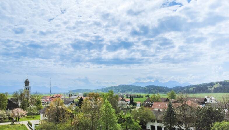 Wohnung zur Miete - Neubau 1.274 € 3 Zimmer 93 m² Dachgeschoss, 2. Geschoss frei ab 01.09.2025 Götting Bruckmühl 83052