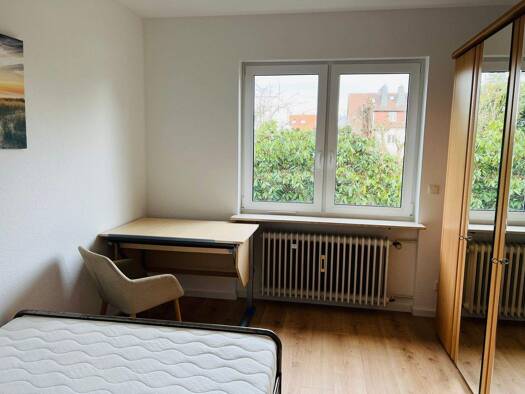 WG-Zimmer zur Miete 500 € 12 m² 1. Geschoss frei ab 01.12.2026 Königsteiner Str. 5 Eschborn 65760