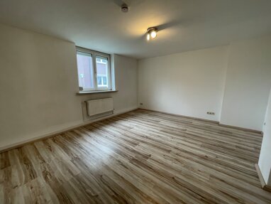 Wohnung zur Miete 980 € 5 Zimmer 147 m² Neustadt Neustadt bei Coburg 96465