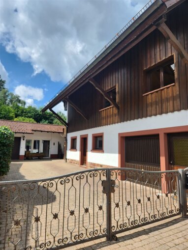 Mehrfamilienhaus zum Kauf 510.000 € 7 Zimmer 200 m² 853 m² Grundstück Guttenbach Neckargerach 69437